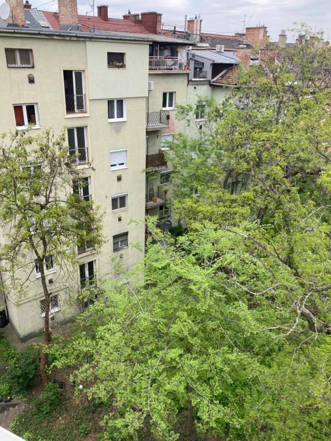 Roland Apartment - Puskas Budapeste Exterior foto